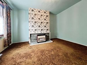 Lounge- click for photo gallery